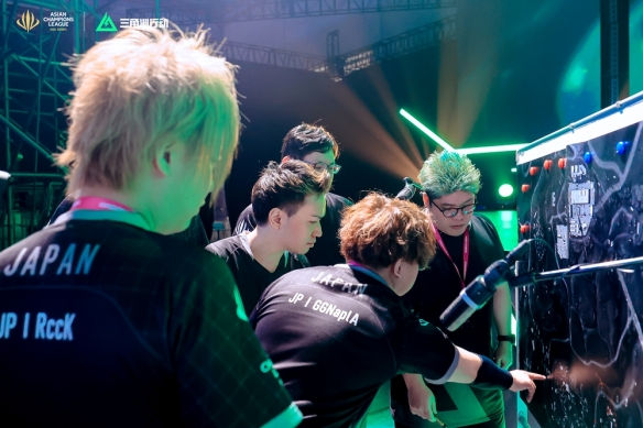 为中乙带来 为中乙带来