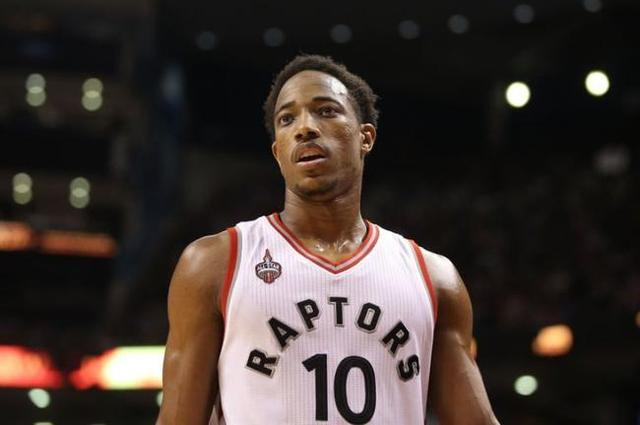 记者：阿贾克斯正接触前狼堡主帅西莫尼斯，视为海廷加继任者